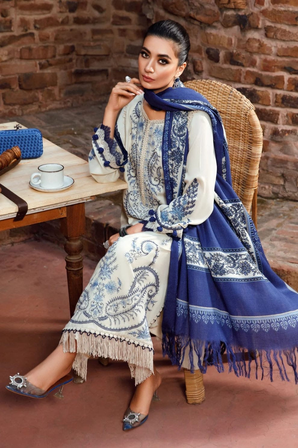 Embroidered Lawn 3pc