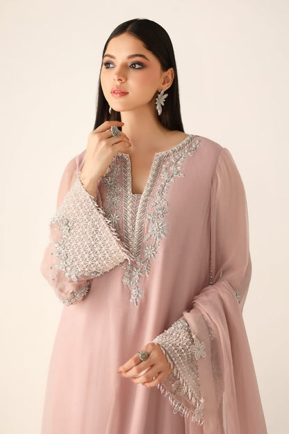 Barouqe Peach Luxury Chiffon Embroidered Suit